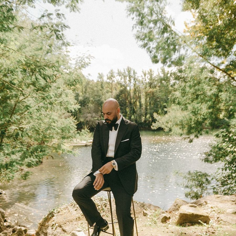 DJ Chonkx, London wedding DJ, by the river in black tie