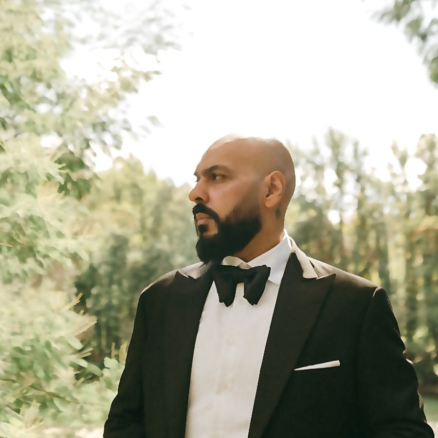 DJ Chonkx, Asian wedding DJ, lifestyle photo
